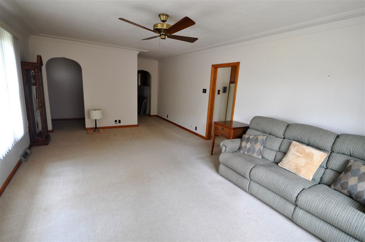 22075 Brick Road South Bend, IN 46628 - Photo 5 of 24 Gallery Image 5