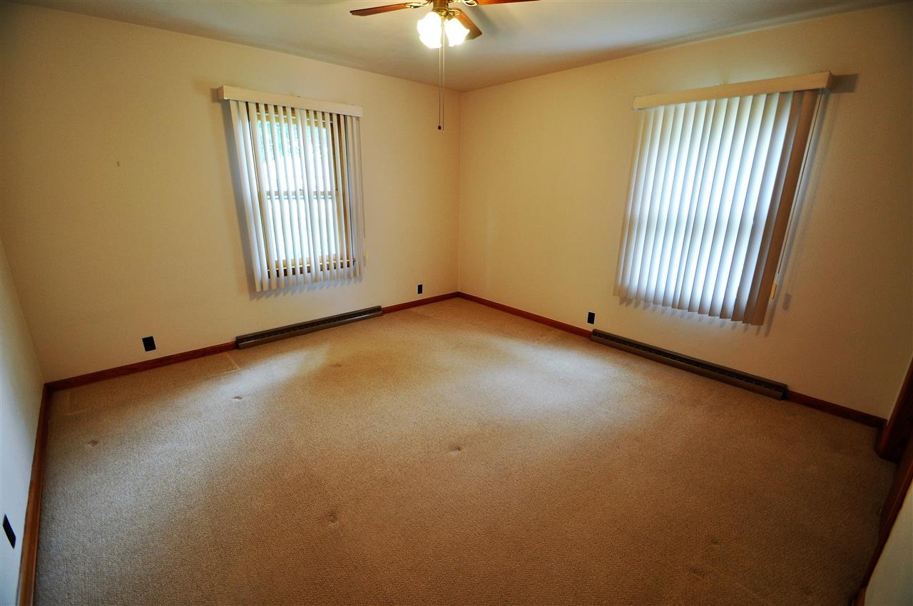 22075 Brick Road South Bend, IN 46628 - Photo 10 of 24 Gallery Image 10