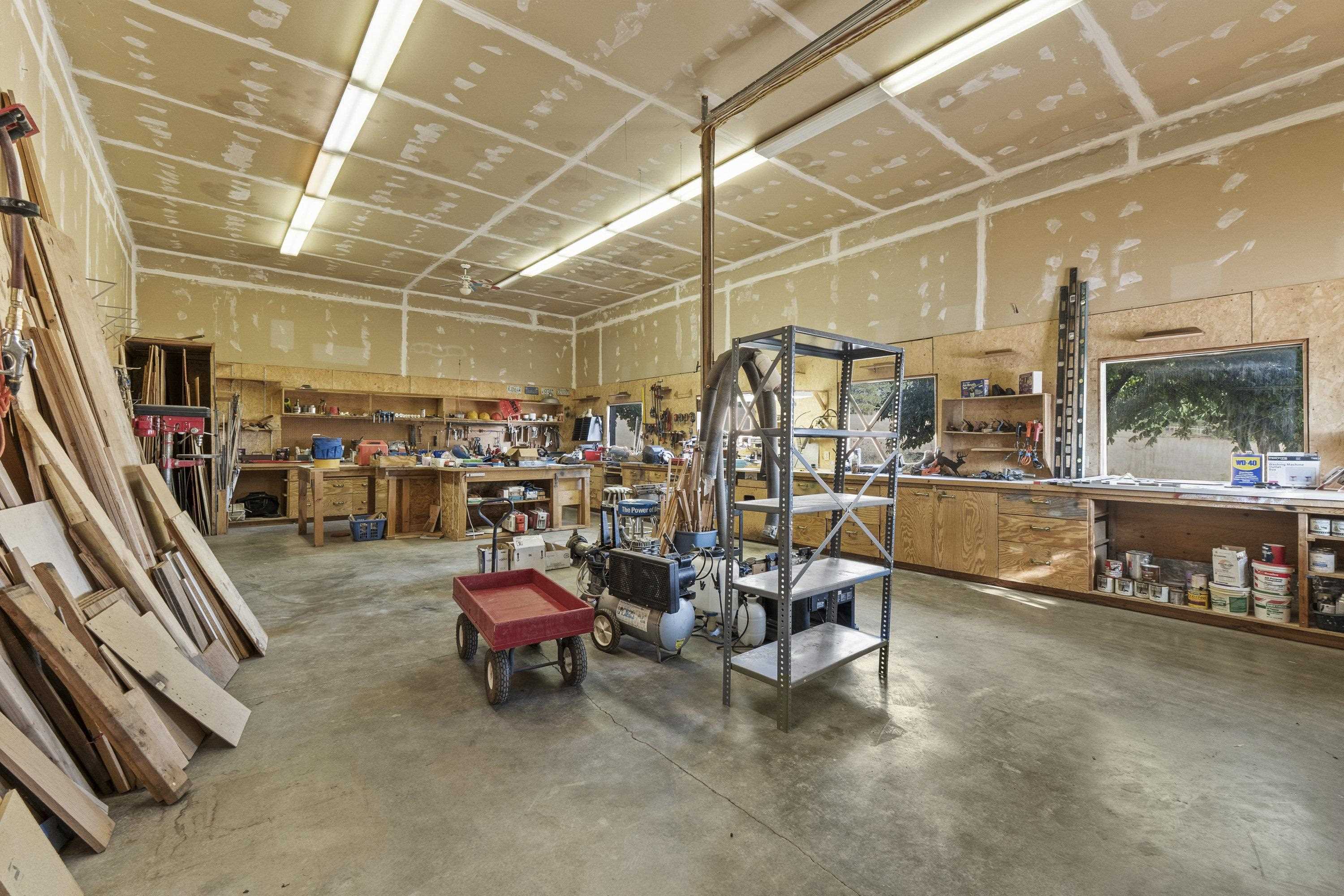 11505 South Progress Road Mica, WA 99023 - Photo 43 of 50