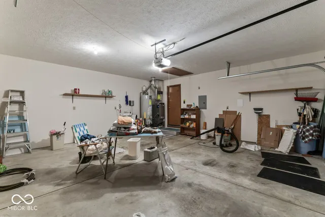 $284,500 | 1030 Woodridge Street, Unit 52, Brownsburg, IN 46112