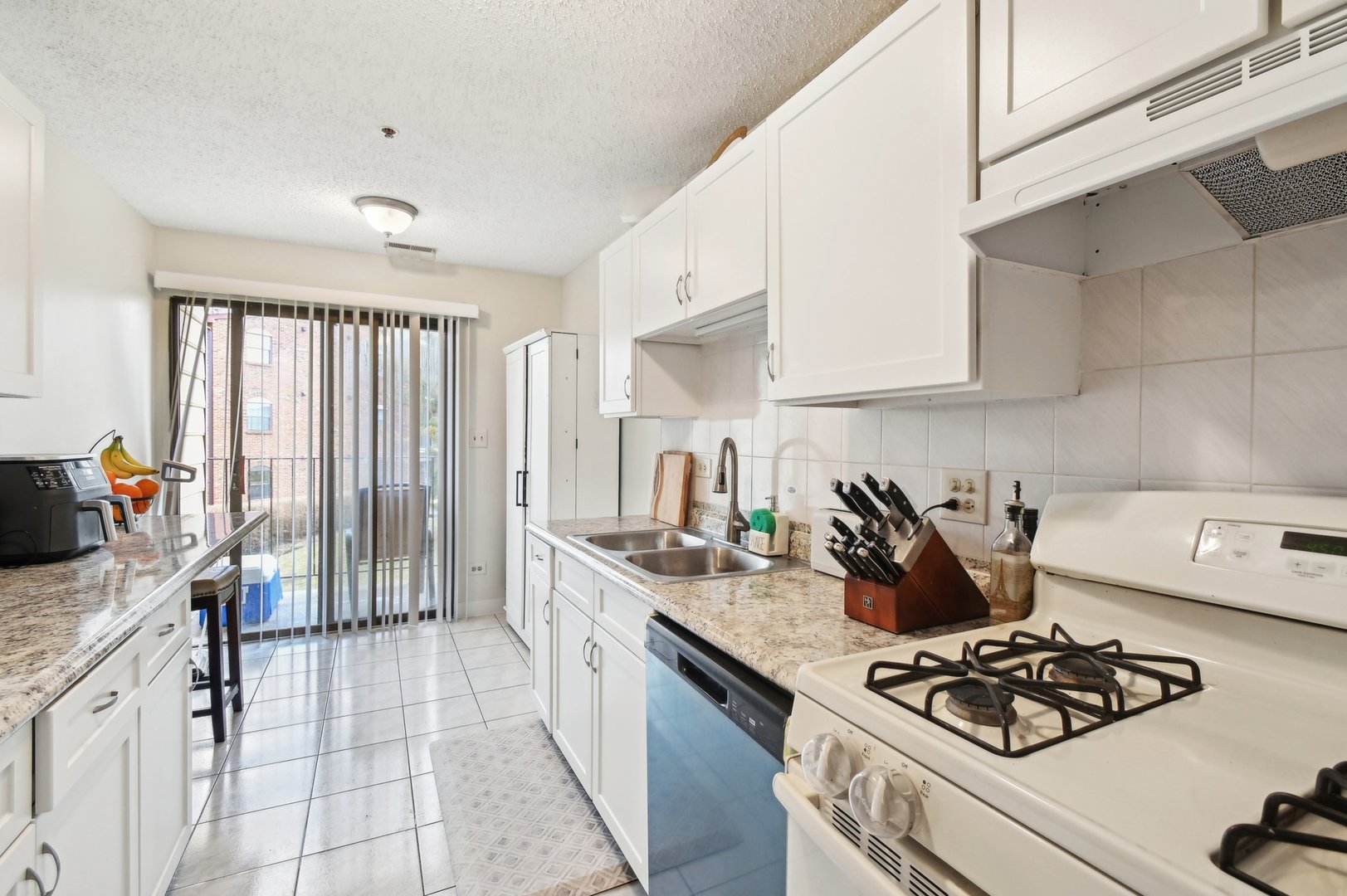 720 Weidner Road, Unit 200 Buffalo Grove, IL 60089 - Photo 6 of 15