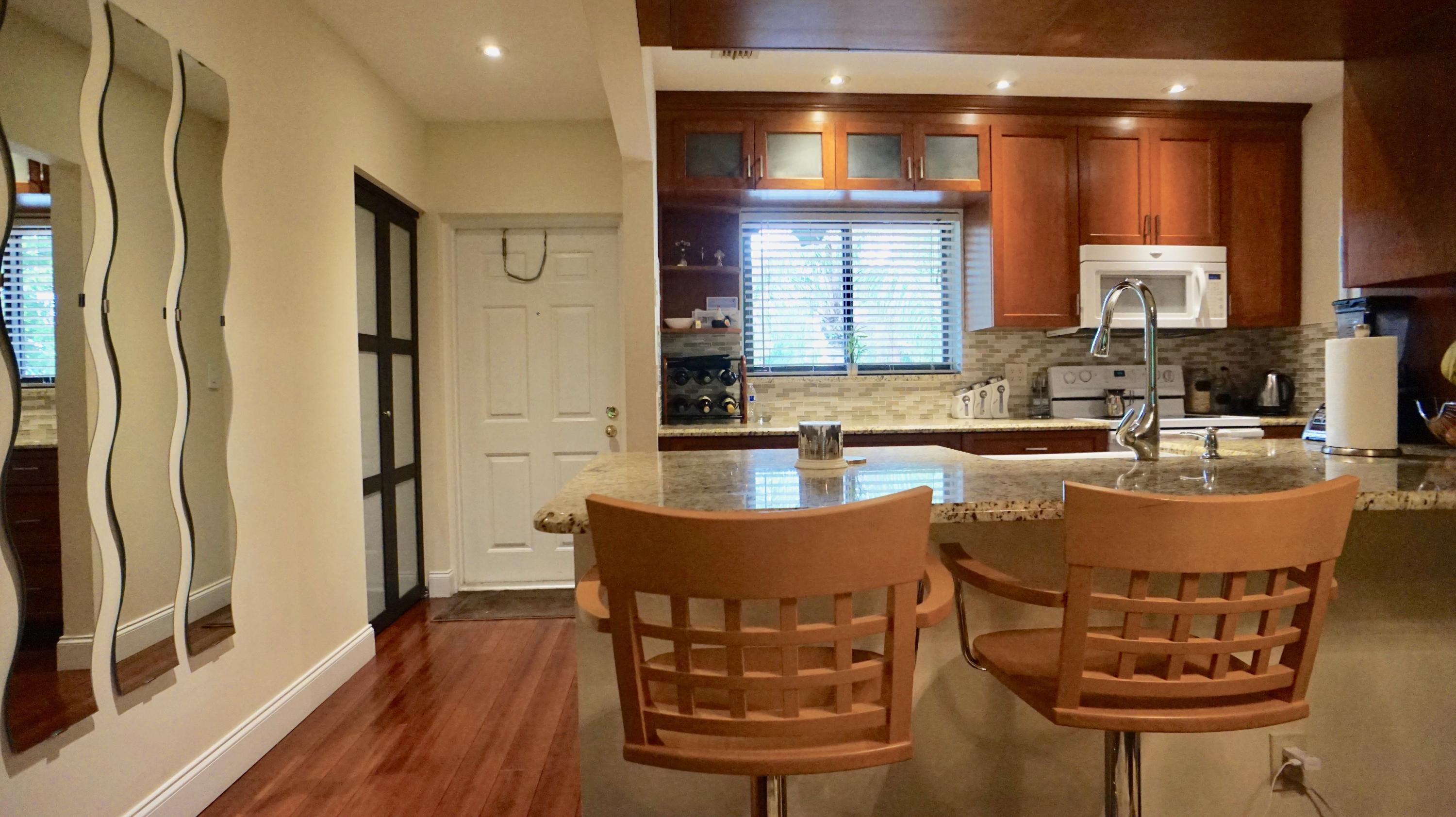 110 Northwest 70th Street, Unit 2040 Boca Raton, FL 33487 - Photo 5 of 17 110 NW 70th St #2040