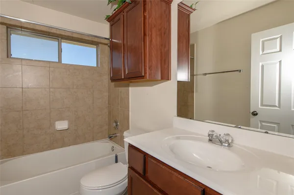 $2,400 | 15619 Mossy Park, Cypress, TX 77429