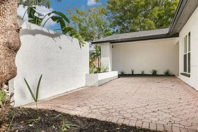 $599,900 | 2235 Willow Tree Trail, Clearwater, FL 33763