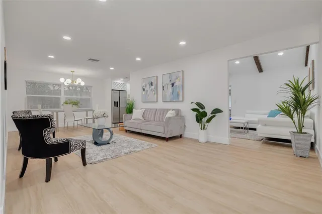 $599,900 | 2235 Willow Tree Trail, Clearwater, FL 33763