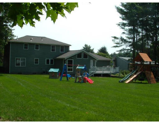 48 Larnis Road Framingham, MA 01701 - Photo 13 of 22