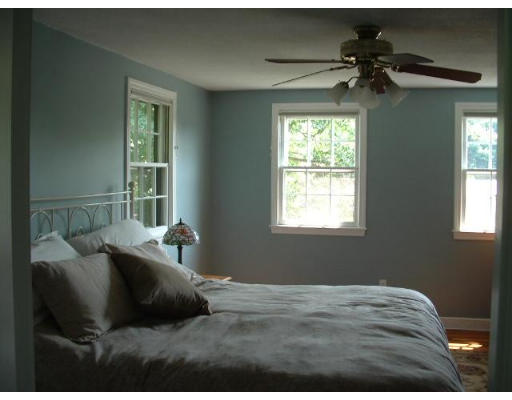 48 Larnis Road Framingham, MA 01701 - Photo 20 of 22