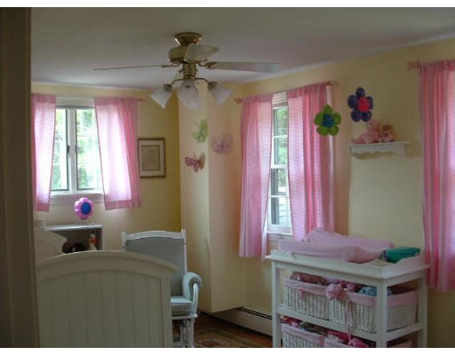 48 Larnis Road Framingham, MA 01701 - Photo 21 of 22
