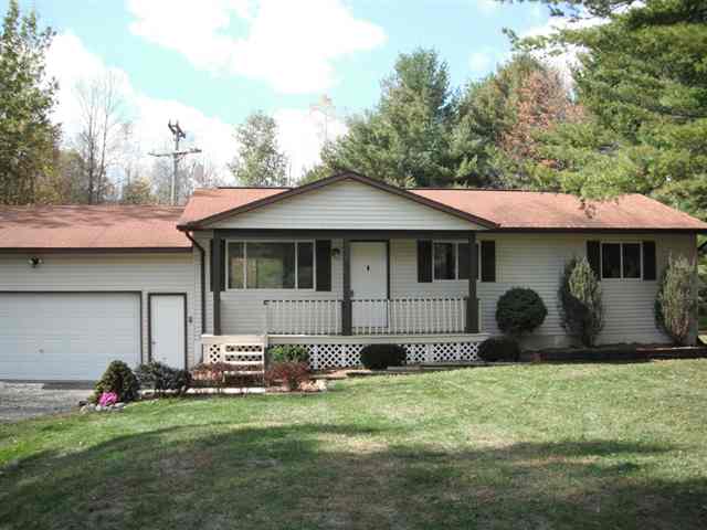 80 South Richman Road St. Clair, MI 48079 - Photo 2 of 20 31028133-1.JPG
