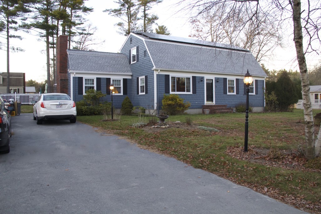 17 Mattapoisett Road Acushnet, MA 02743 - Photo 1 of 24 Gallery Image 1