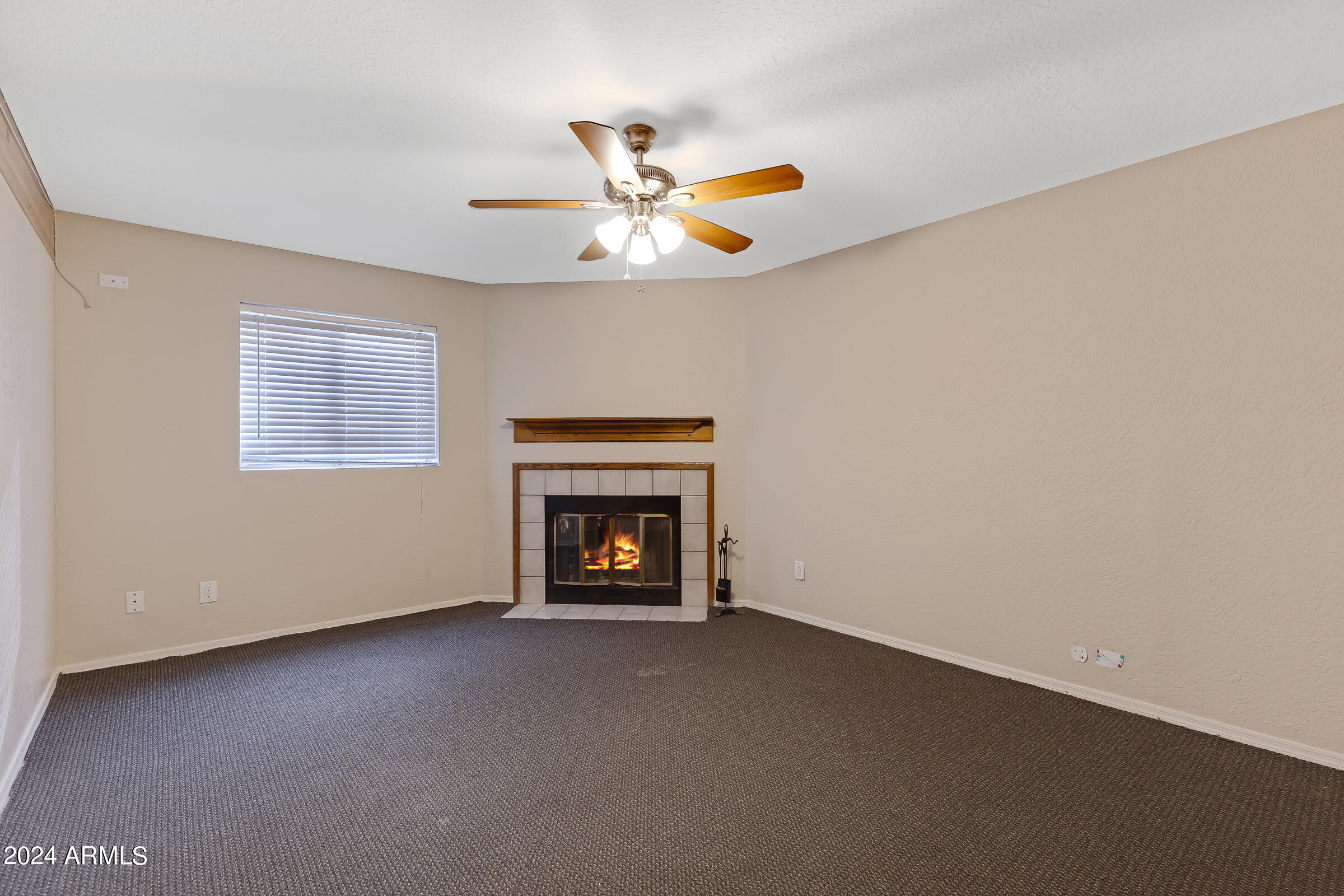 1411 East Fremont Road Phoenix, AZ 85042 - Photo 14 of 24 1411 E Fremont Rd-15