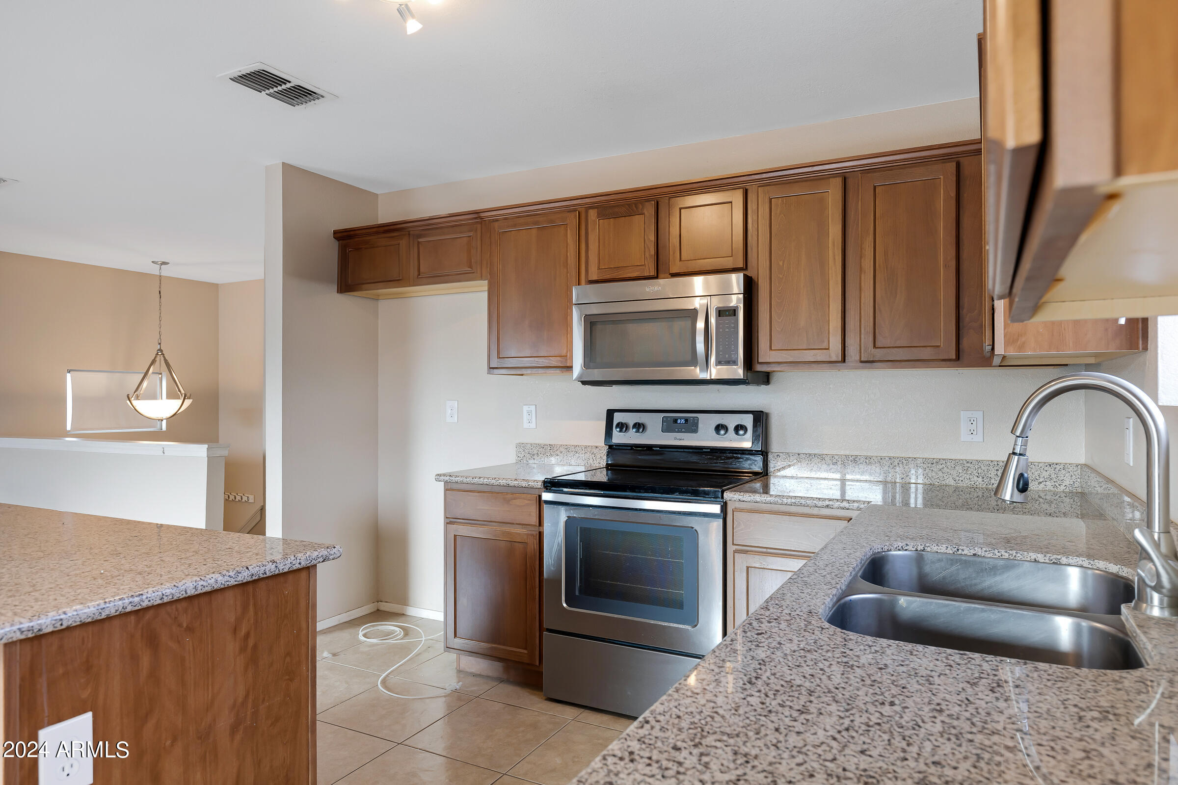 1411 East Fremont Road Phoenix, AZ 85042 - Photo 7 of 24 1411 E Fremont Rd-9