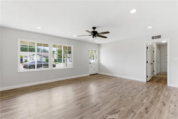 $1,875,000 | 186 Buoy Street, Costa Mesa, CA 92627
