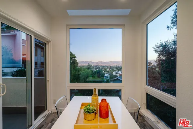 $1,595,000 | 4110 Vanetta Place, Studio City, CA 91604