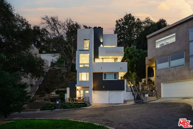 $1,595,000 | 4110 Vanetta Place, Studio City, CA 91604