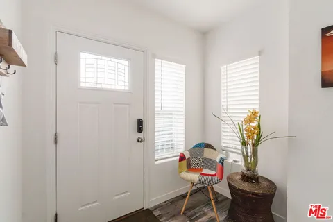 $1,595,000 | 4110 Vanetta Place, Studio City, CA 91604