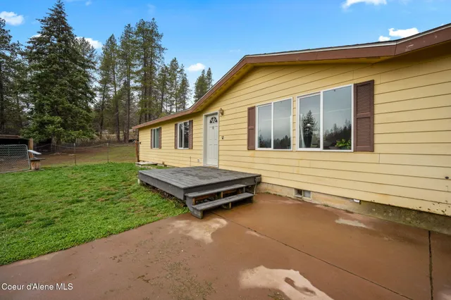 $390,000 | 319 Crystal Creek Road, Fernwood, ID 83830