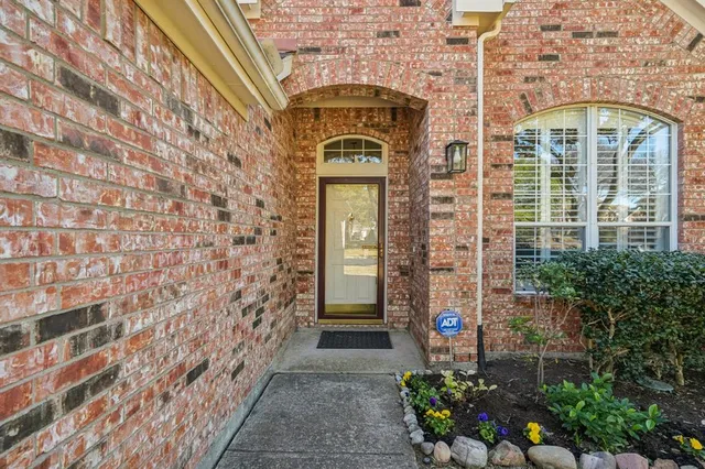 $410,000 | 5118 Royal Bay Drive, Rowlett, TX 75089