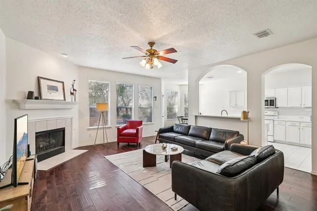 $410,000 | 5118 Royal Bay Drive, Rowlett, TX 75089