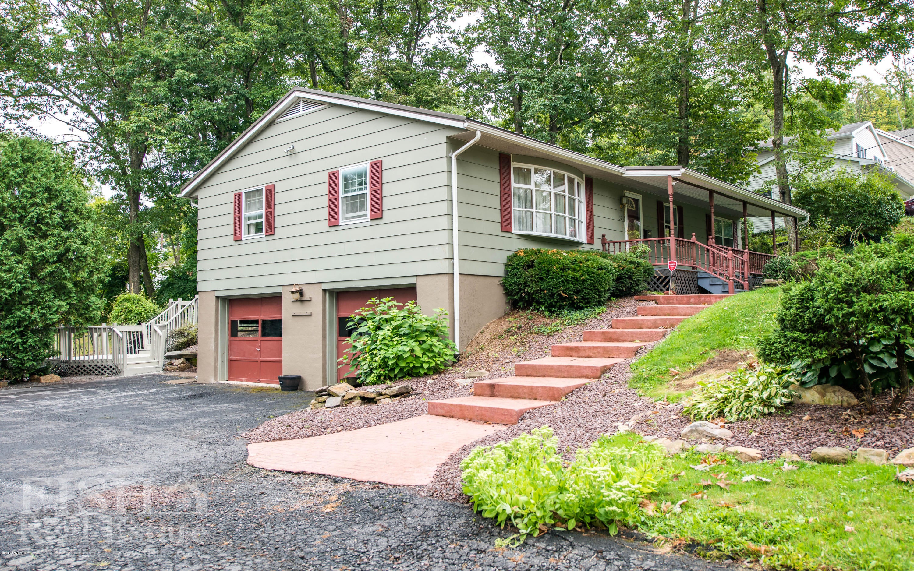 321 Spring Street Williamsport, PA 17702 - Photo 3 of 27 Side