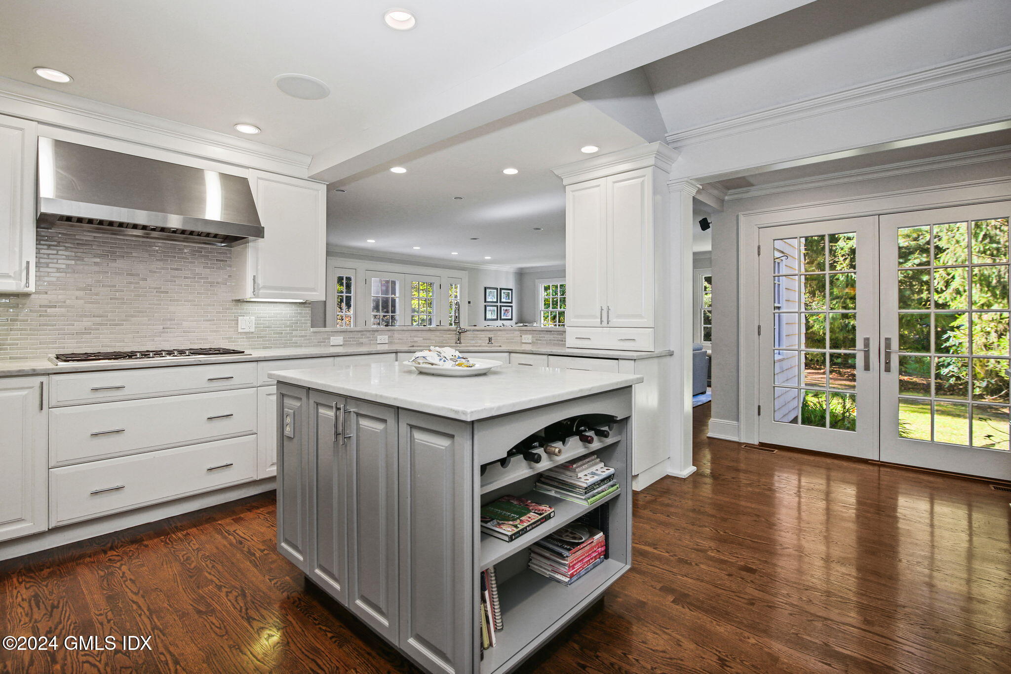 49 Grosset Road Riverside, CT 06878 - Photo 15 of 41 a kitchen with stainless steel appliances granite countertop a stove and a sink