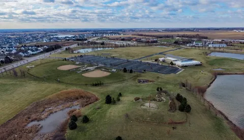 $550,000 | 2322 Pagosa Springs Drive, Aurora, IL 60503