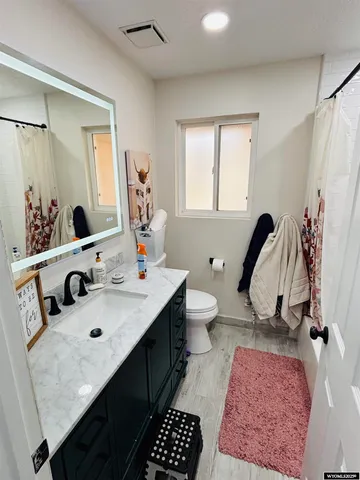 $564,900 | 104 Evans Lane, Evanston, WY 82930