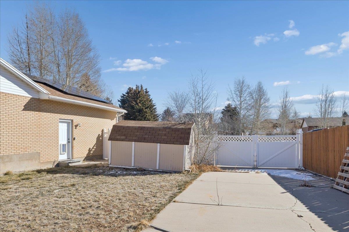 104 Evans Lane Evanston, WY 82930 - Photo 17 of 42