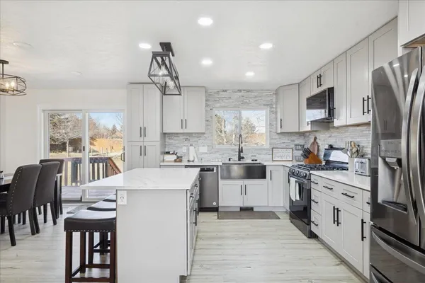 $564,900 | 104 Evans Lane, Evanston, WY 82930