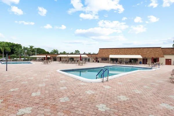 $2,500 | 3 Abbey Lane, Unit 102, Delray Beach, FL 33446