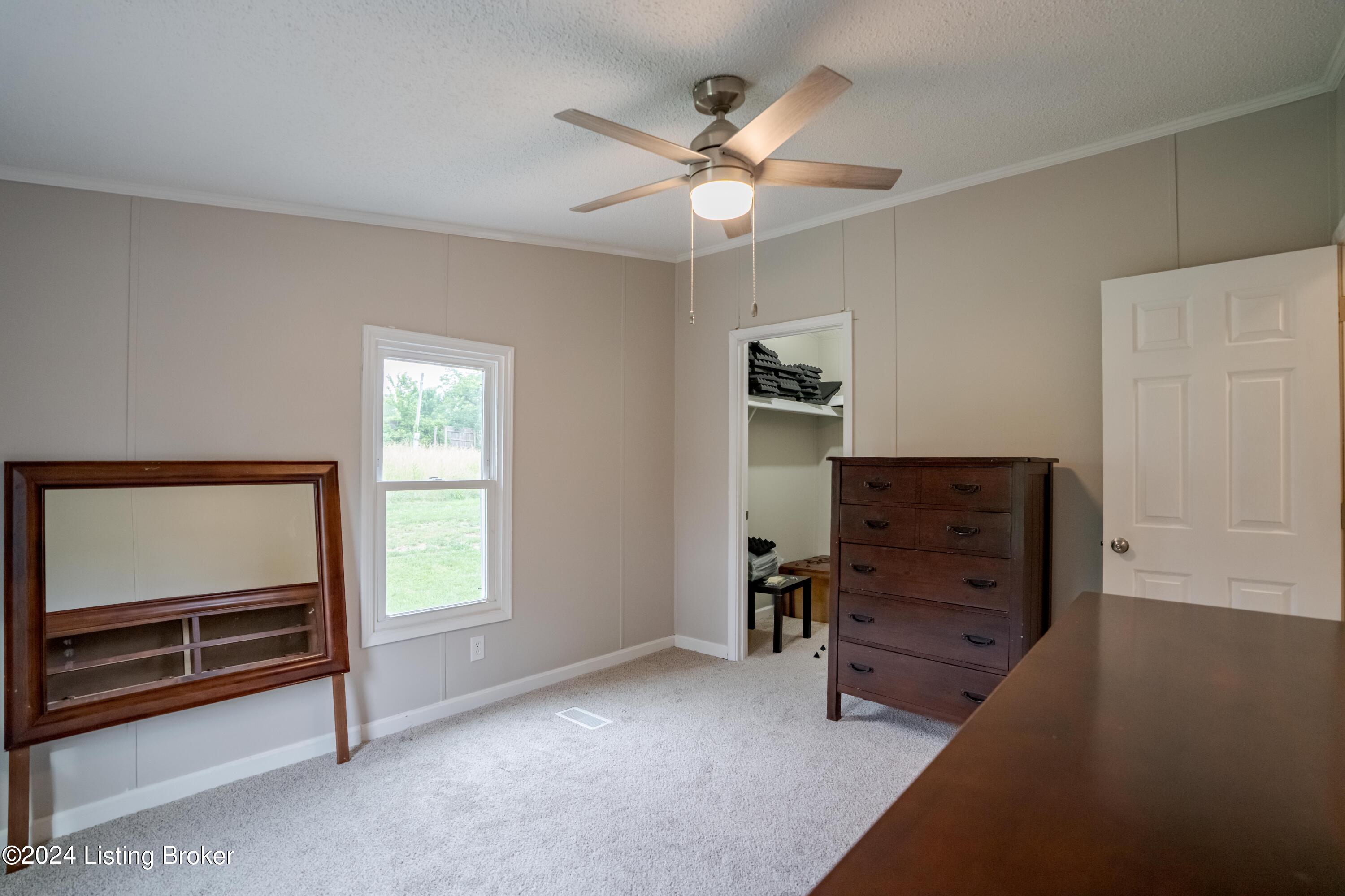 9145 Lagrange Road La Grange, KY 40031 - Photo 24 of 33 Bedroom