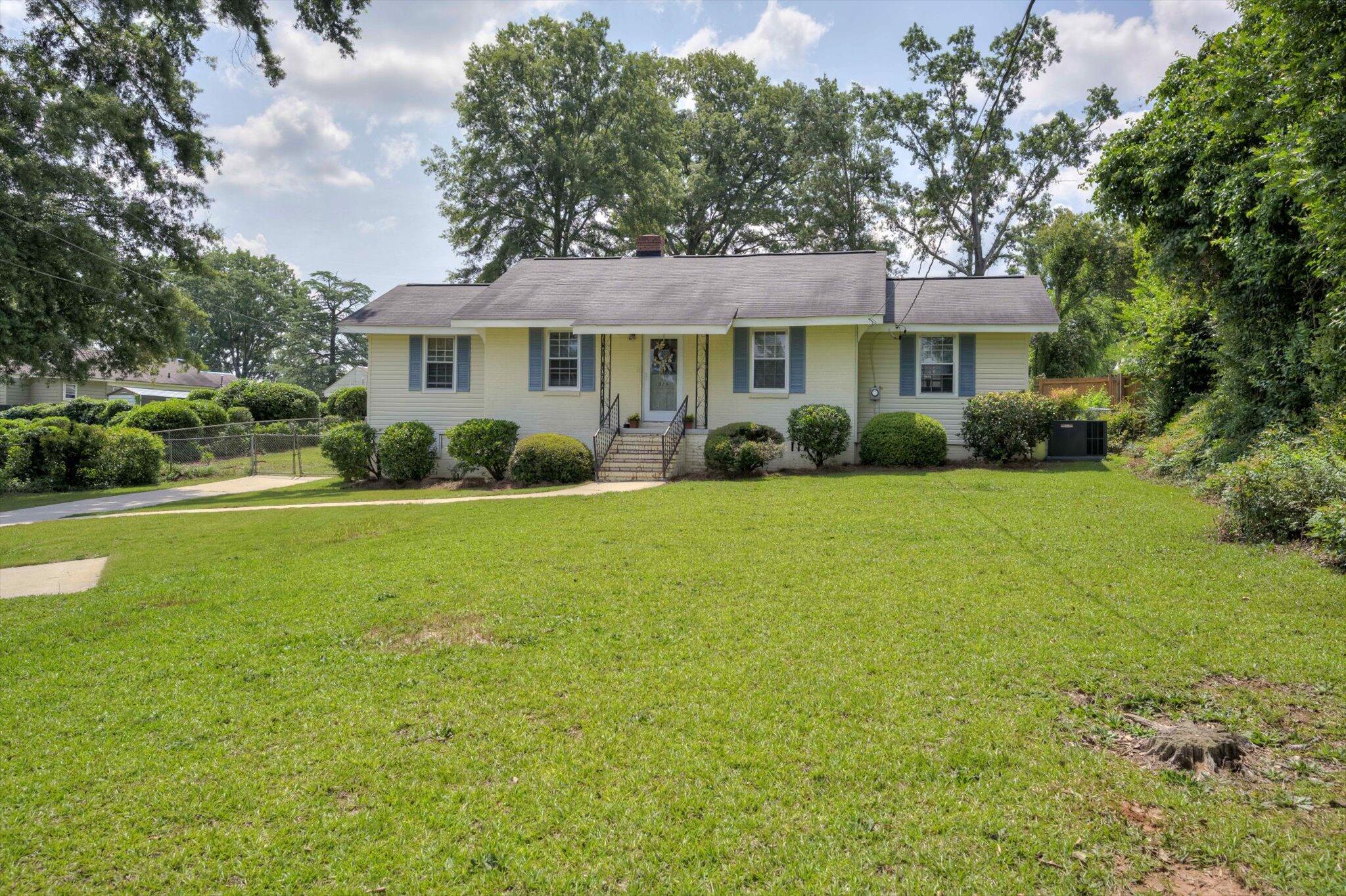 929 Bluebird Road Augusta, GA 30904 - Photo 1 of 25 02-002-