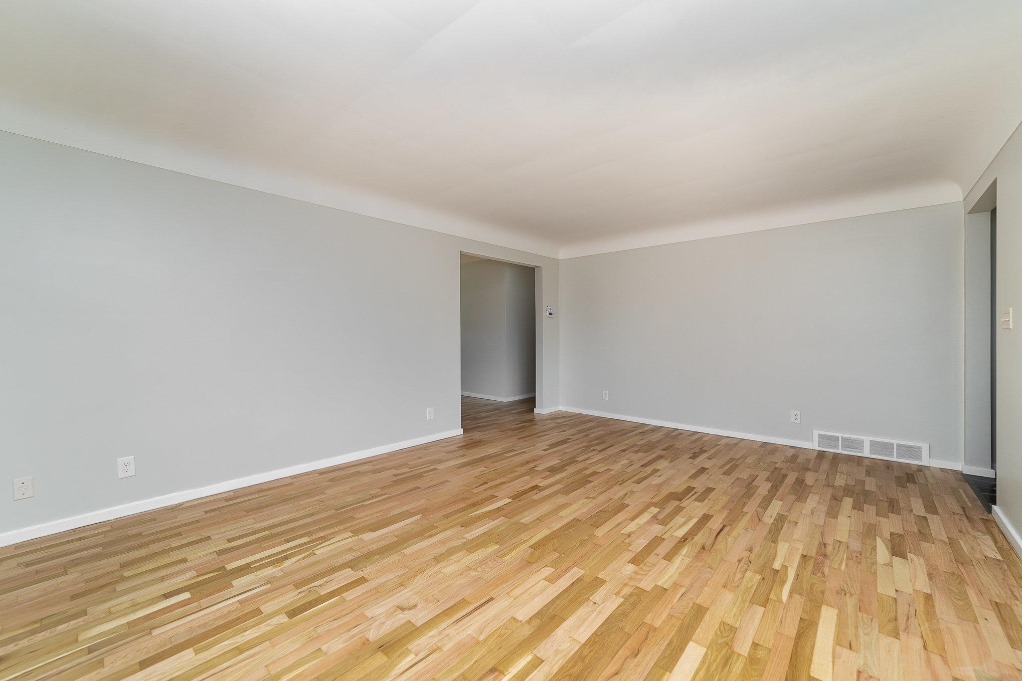 1807 33rd Street Bay City, MI 48708 - Photo 12 of 23 Gallery Image 12