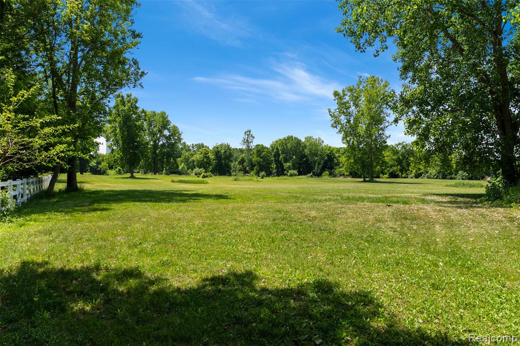 47915 Six Mile Road Northville, MI 48168 - Photo 7 of 15