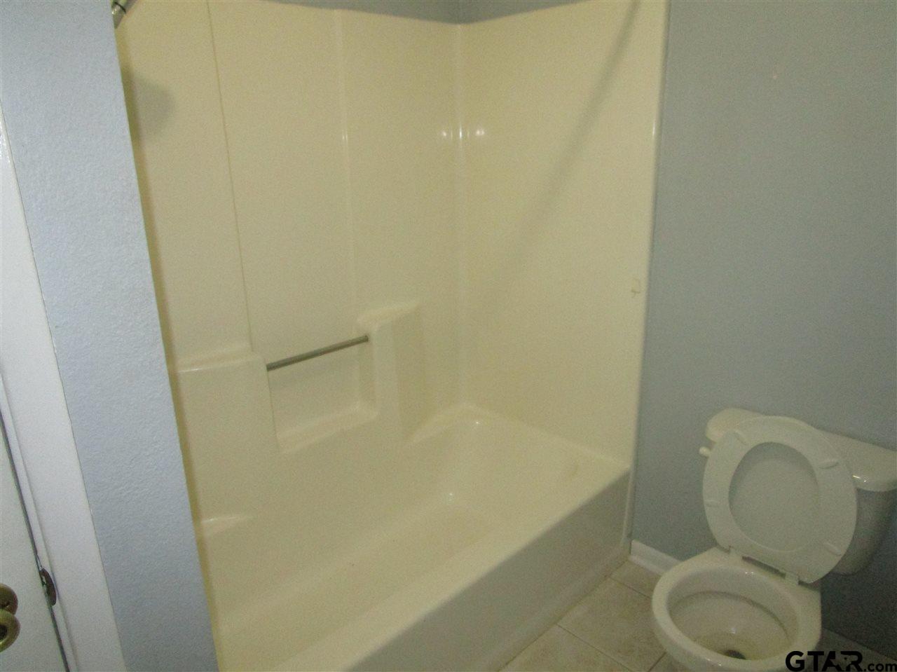 6027 Whispering Lane Tyler, TX 75707 - Photo 15 of 29