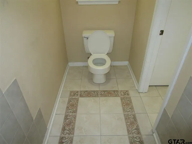 $1,850 | 6027 Whispering Lane, Tyler, TX 75707