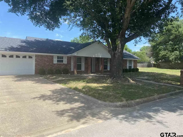 $1,850 | 6027 Whispering Lane, Tyler, TX 75707