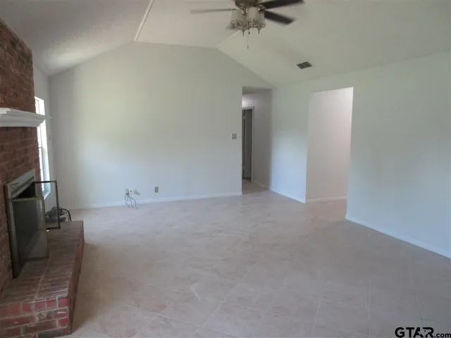 $1,850 | 6027 Whispering Lane, Tyler, TX 75707