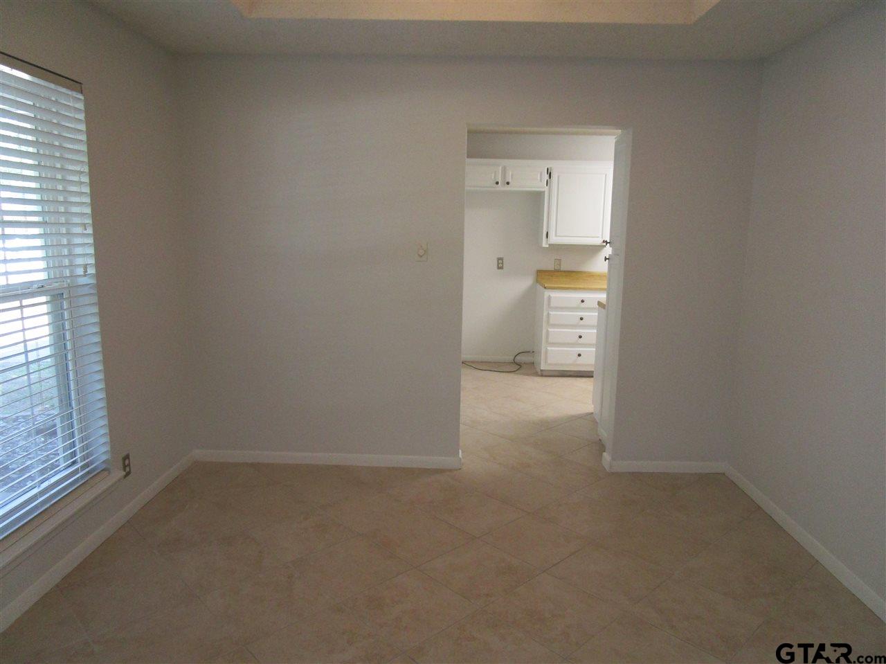 6027 Whispering Lane Tyler, TX 75707 - Photo 9 of 29