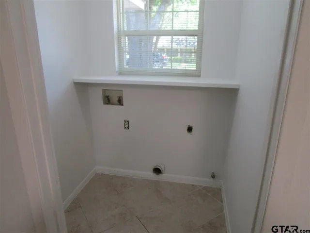 $1,850 | 6027 Whispering Lane, Tyler, TX 75707