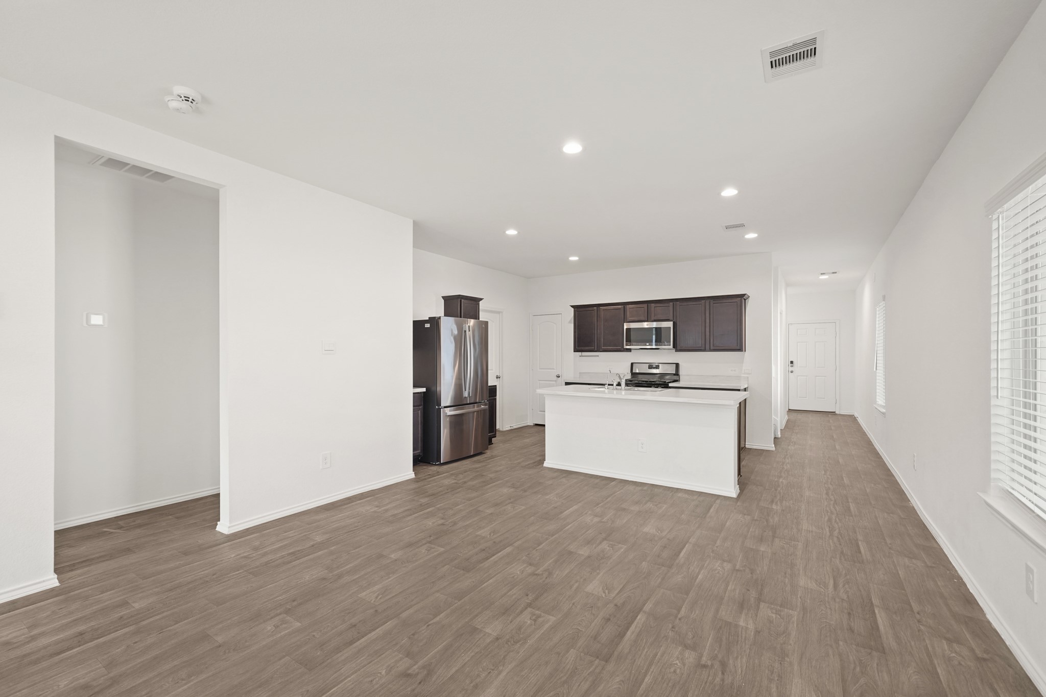 2406 Silver Prairie Ln Spring Spring, TX 77373 - Photo 8 of 30