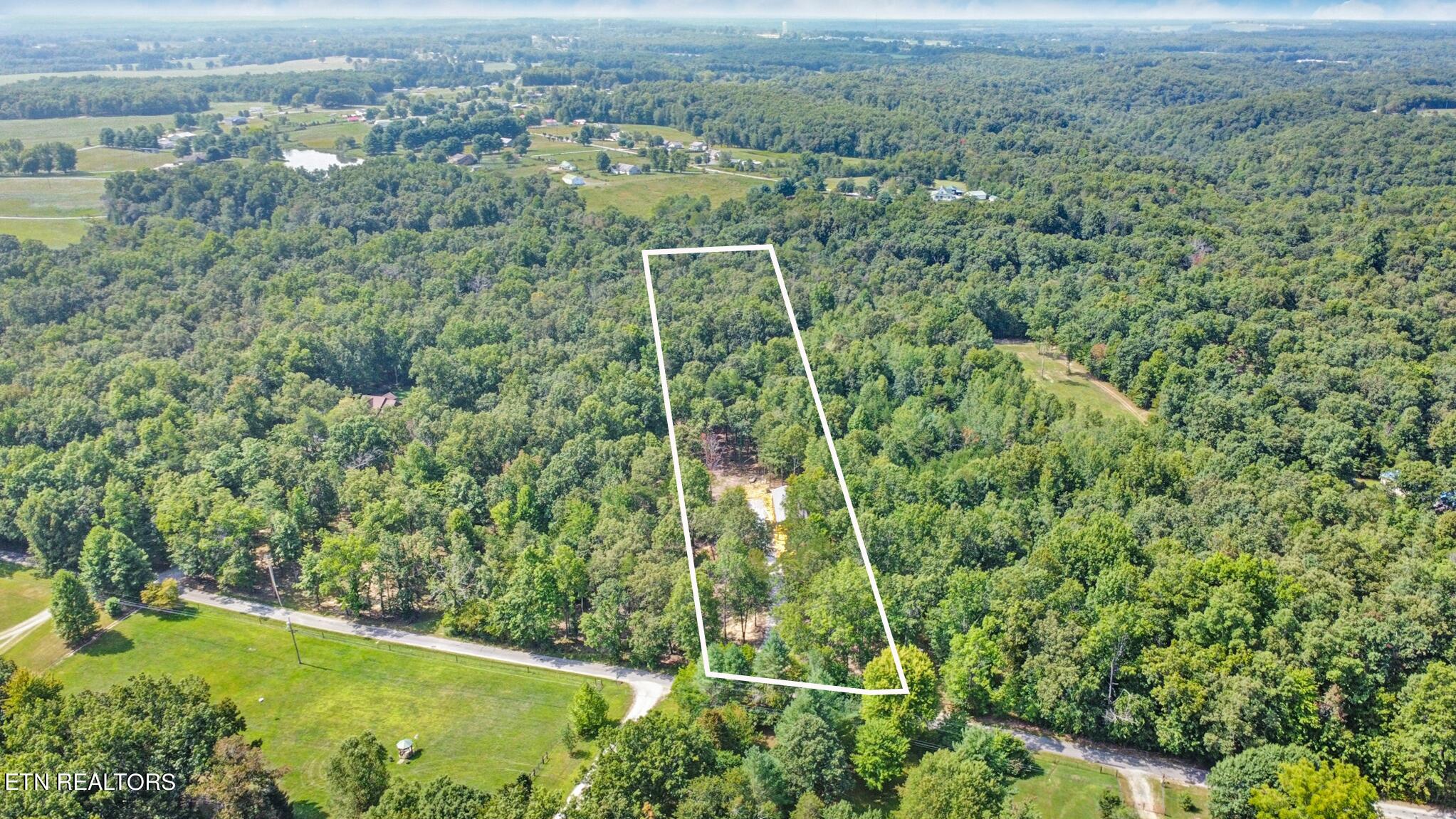 283 Rogers Road Crossville, TN 38571 - Photo 6 of 12 1 (1)