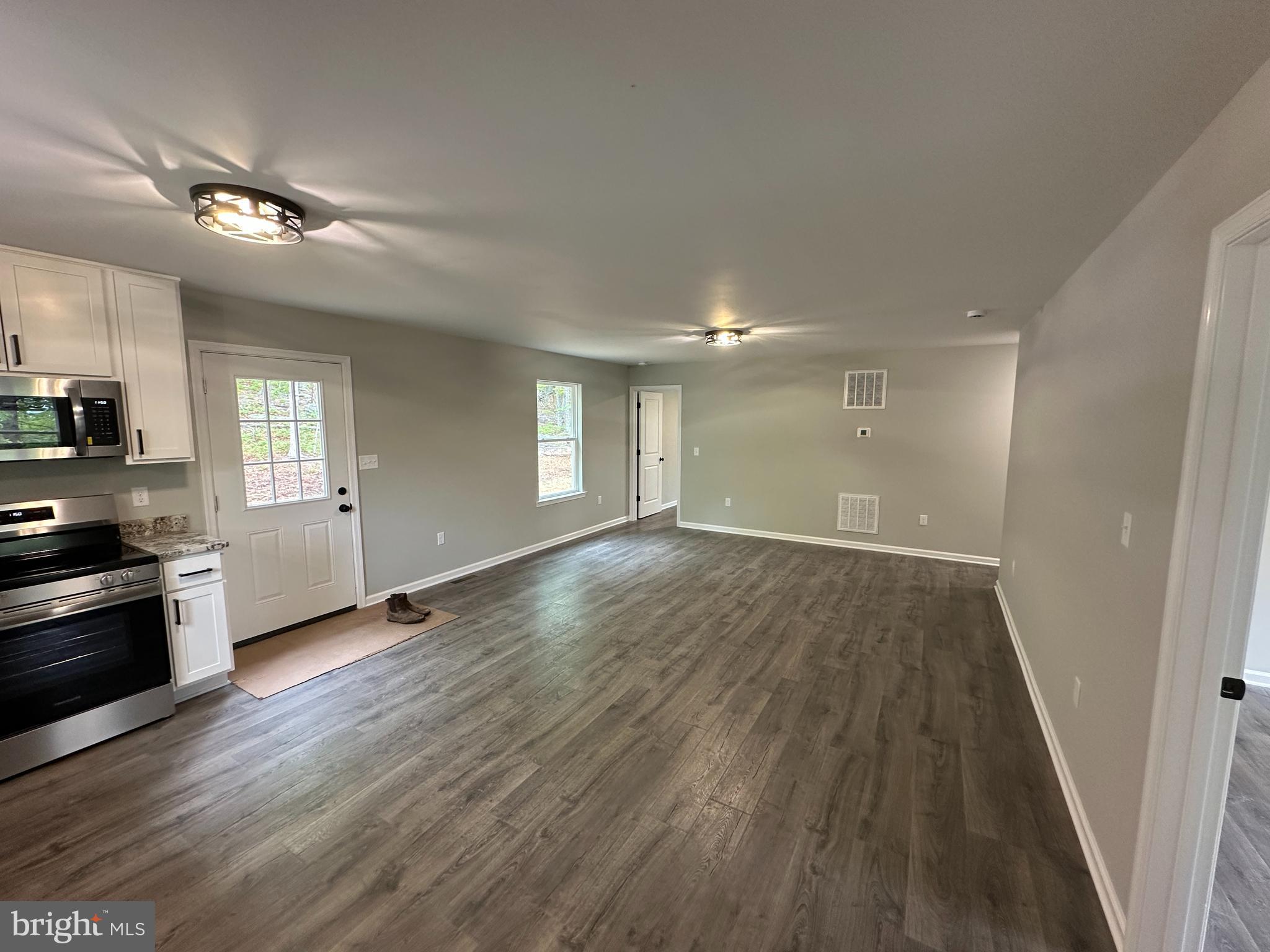 429 Bluebird Winchester, VA 22602 - Photo 11 of 22