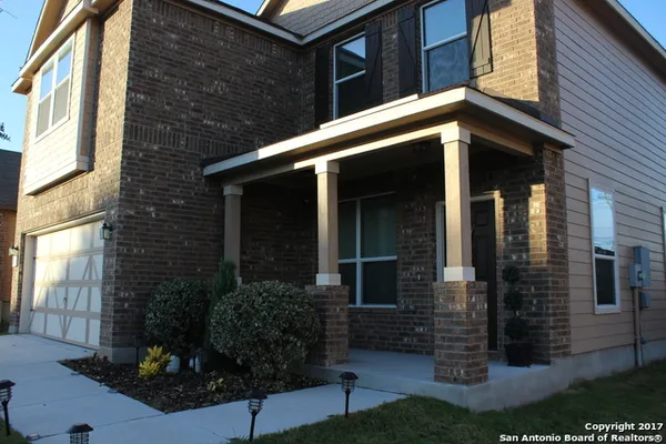 $1,900 | 108 Gatewood Cliff, Cibolo, TX 78108