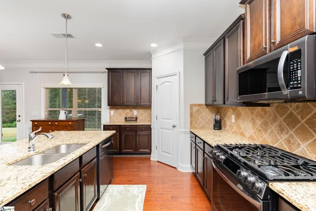 $692,900 | 5 Knob Creek Court, Easley, SC 29642