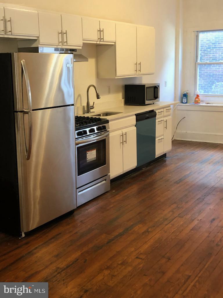 308 Market Street, Unit 2 Philadelphia, PA 19106 - Photo 16 of 22