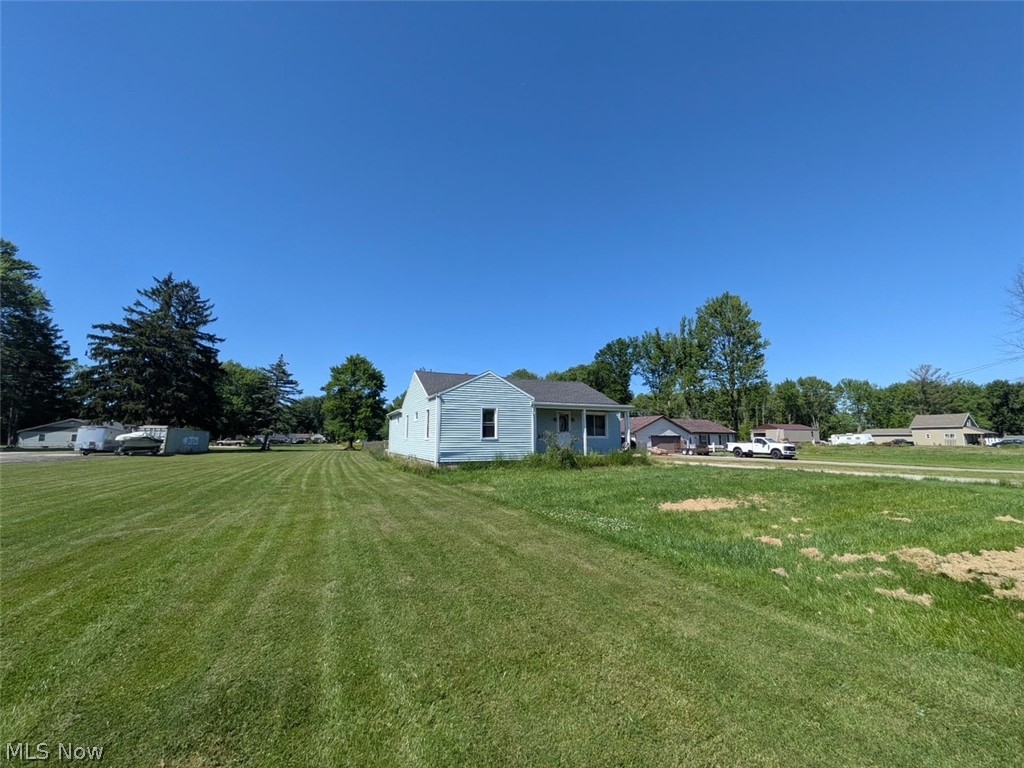 41386 Schadden Road Elyria, OH 44035 - Photo 3 of 20