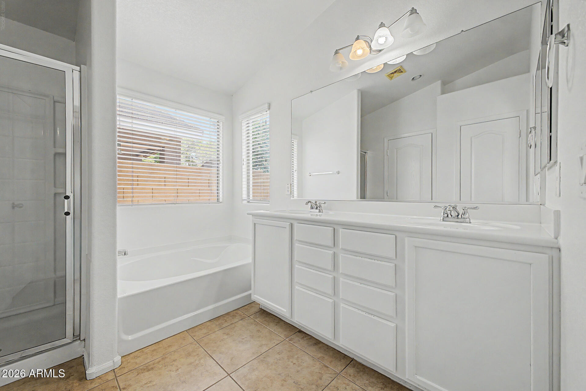 4207 East Sandy Way Gilbert, AZ 85297 - Photo 7 of 33 19 - Sandy