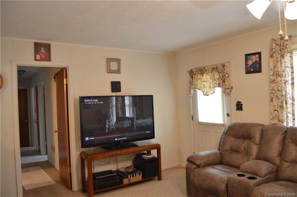 2250 Ellis Road Shelby, NC 28152 - Photo 4 of 24 Gallery Image 4