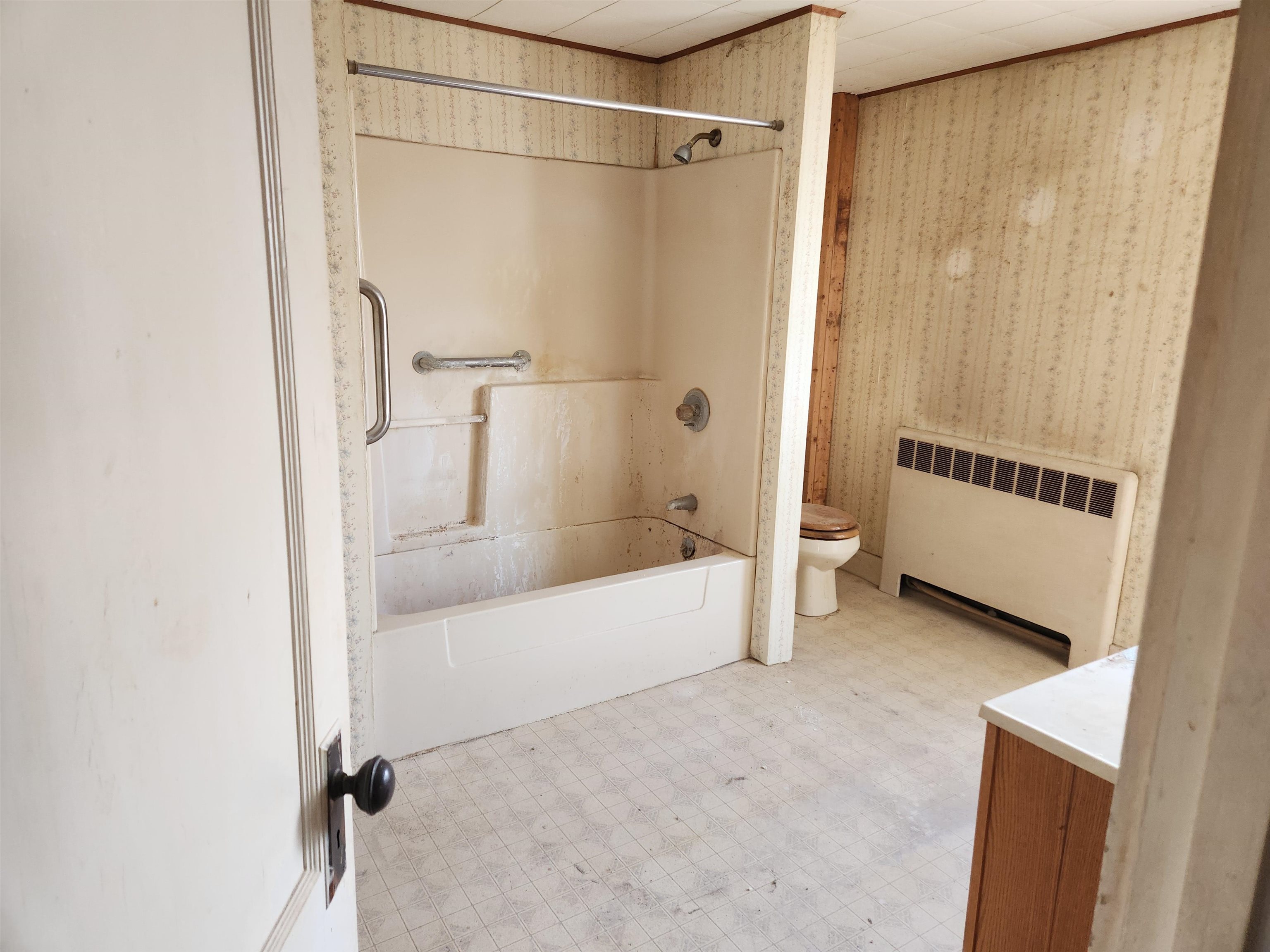 19 Norton Avenue Poultney, VT 05764 - Photo 8 of 9